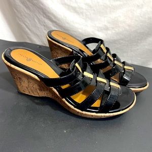 Jaclyn Smith Platform Wedge Sandals size 7.5